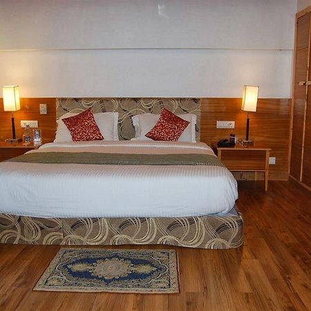 Hotel Heevan Resort Srīnagar Екстериор снимка
