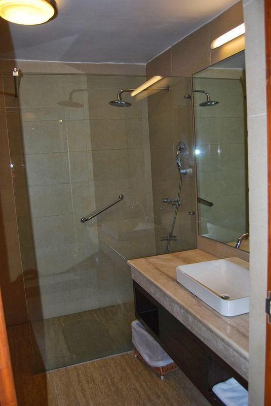 Hotel Heevan Resort Srīnagar Екстериор снимка