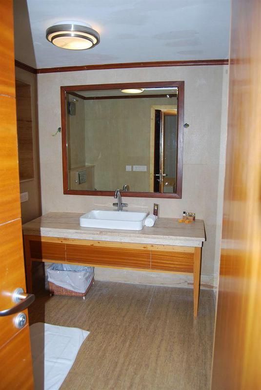 Hotel Heevan Resort Srīnagar Екстериор снимка