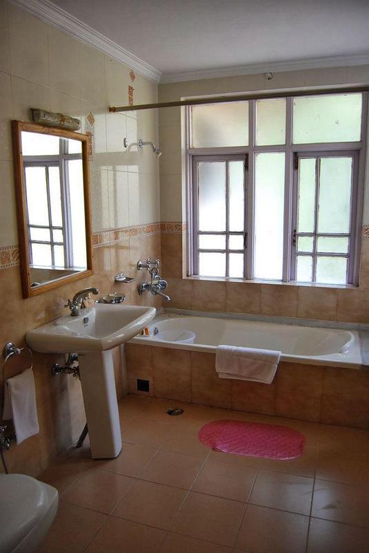 Hotel Heevan Resort Srīnagar Екстериор снимка